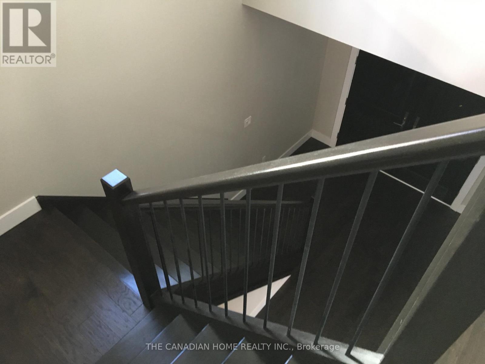 1753 Brayford Avenue, London South, Ontario  N6K 0H4 - Photo 11 - X12956380