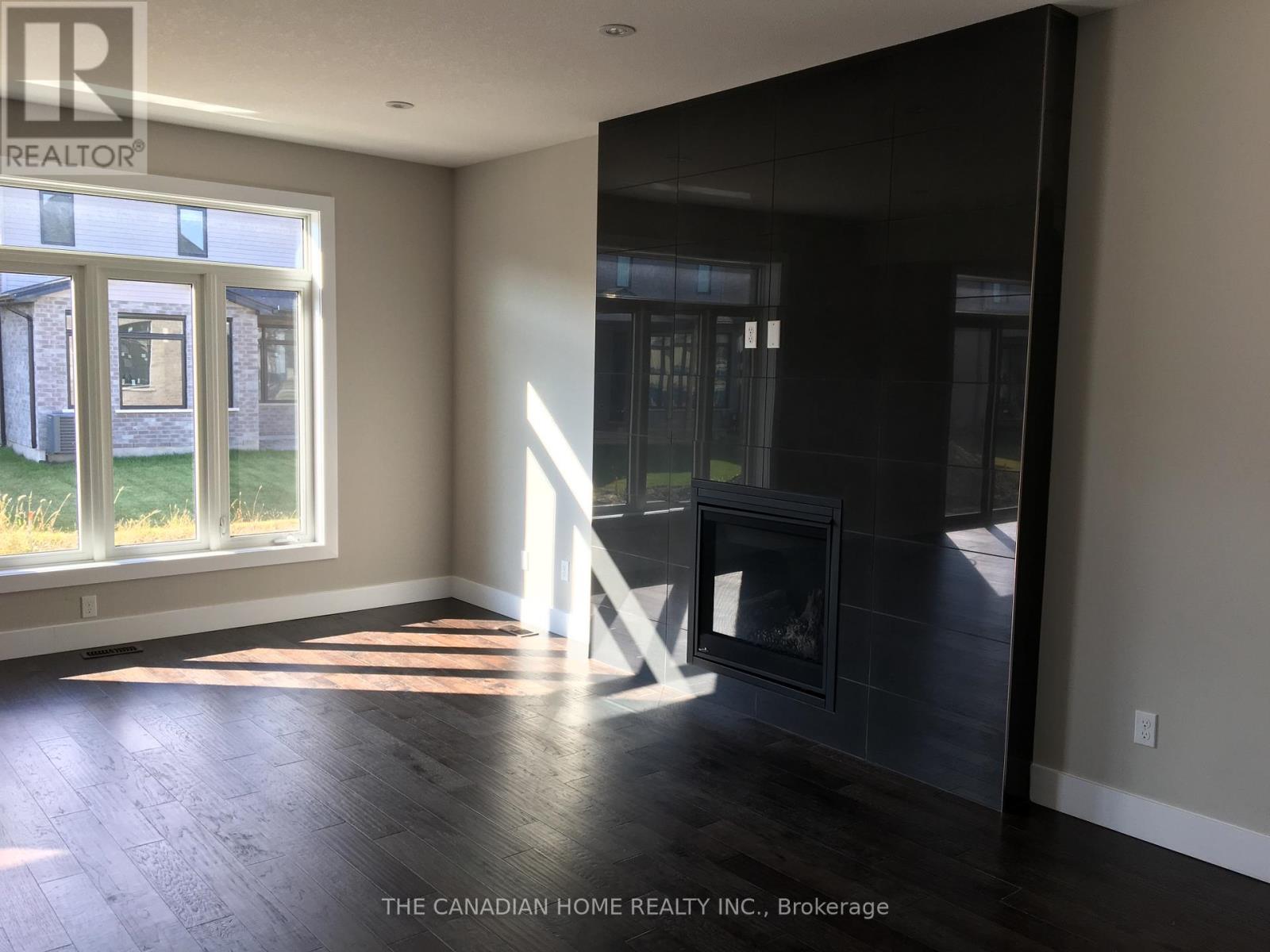 1753 Brayford Avenue, London South, Ontario  N6K 0H4 - Photo 6 - X12956380