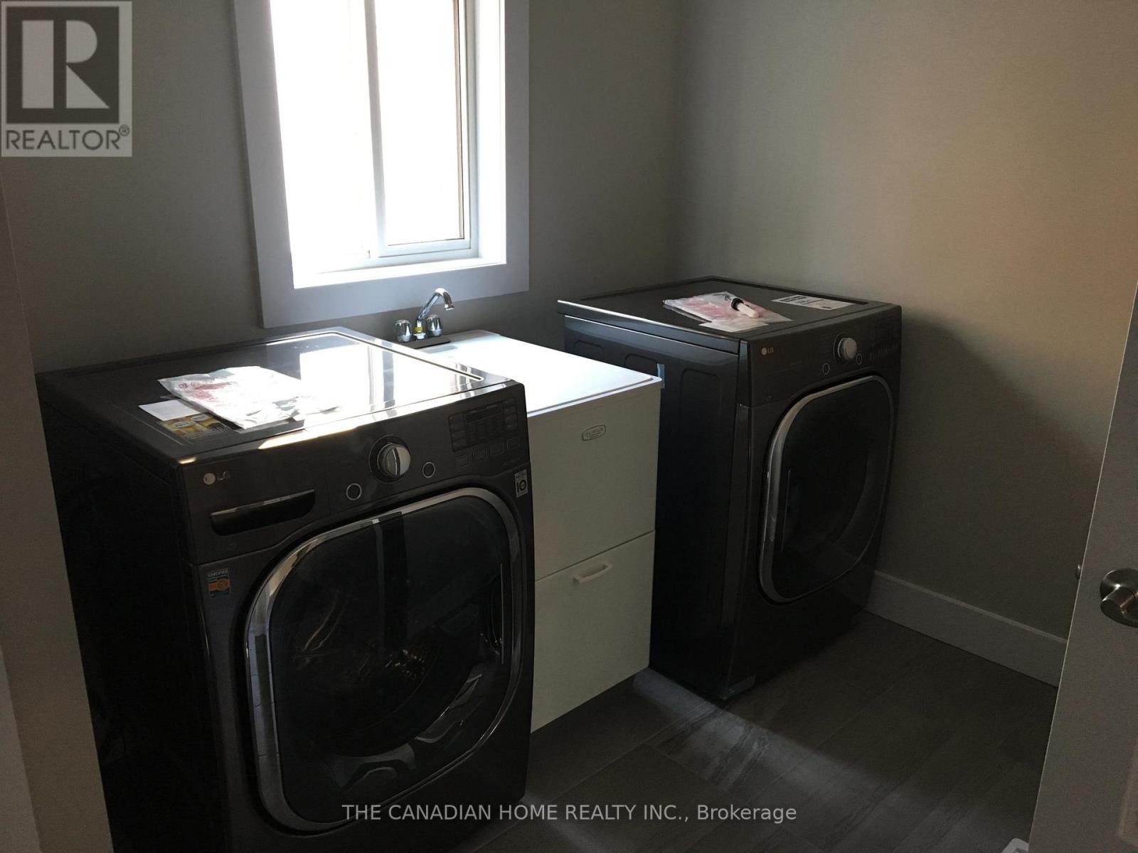 1753 Brayford Avenue, London South, Ontario  N6K 0H4 - Photo 5 - X12956380