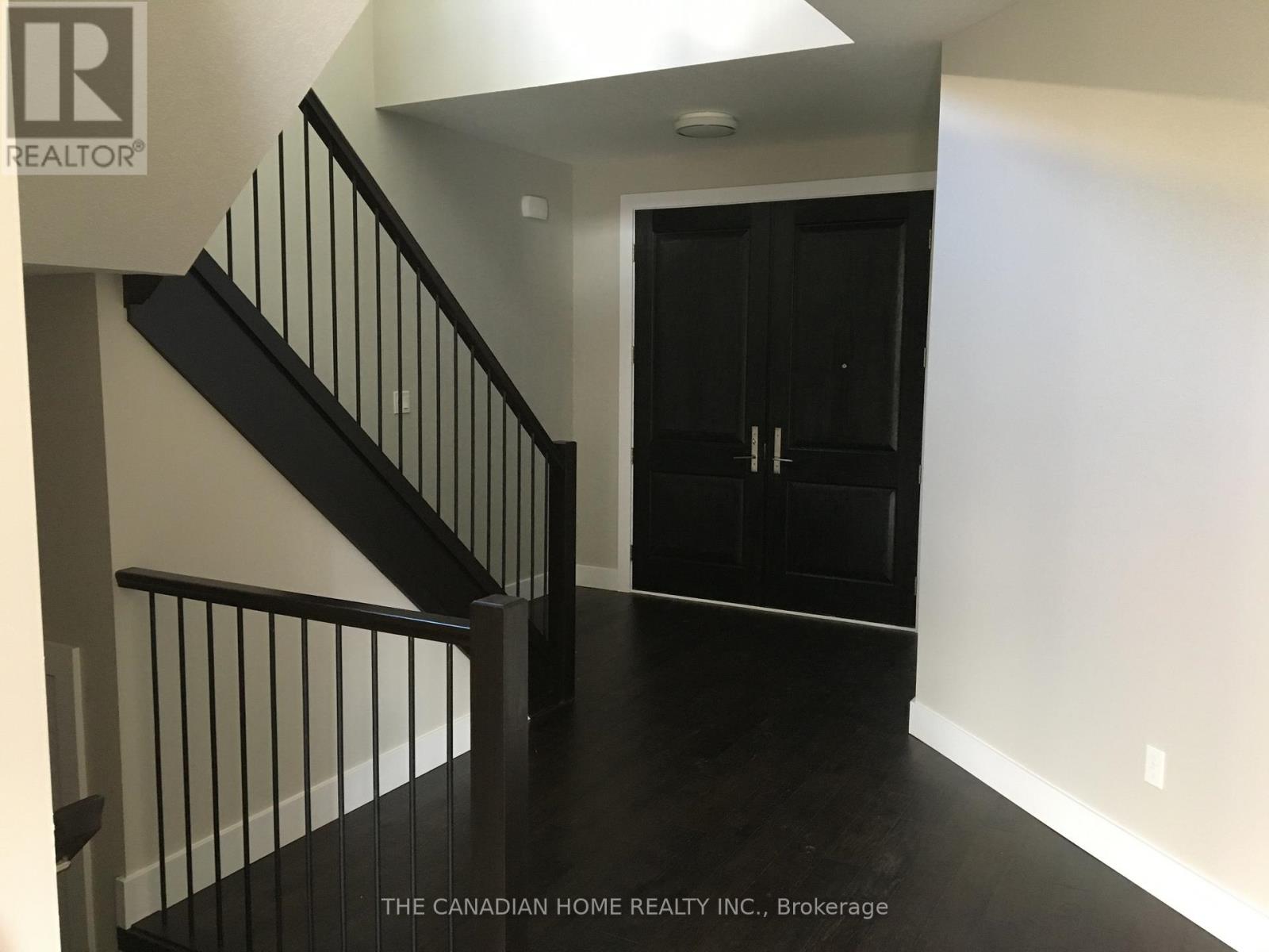 1753 Brayford Avenue, London South, Ontario  N6K 0H4 - Photo 3 - X12956380