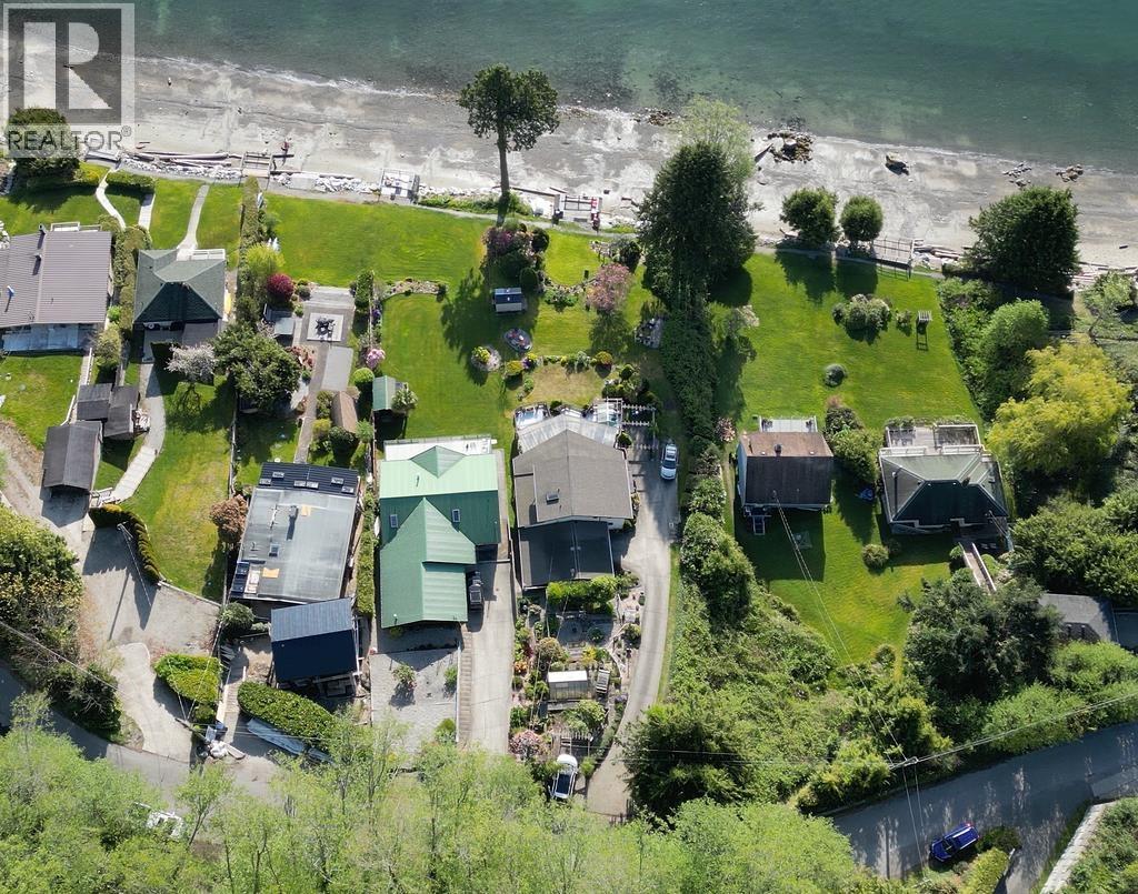 1162 Point Road, Gibsons, British Columbia  V0N 1V1 - Photo 40 - R3106952