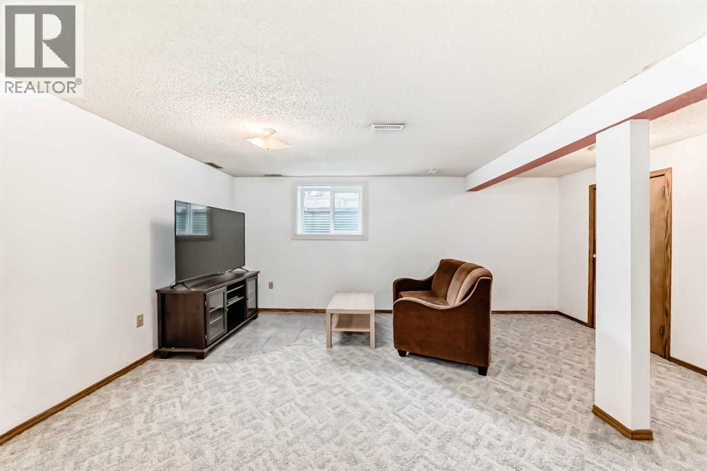 164 Rundlefield Crescent NE, Calgary, Alberta  T1Y 2V5 - Photo 17 - A2296227