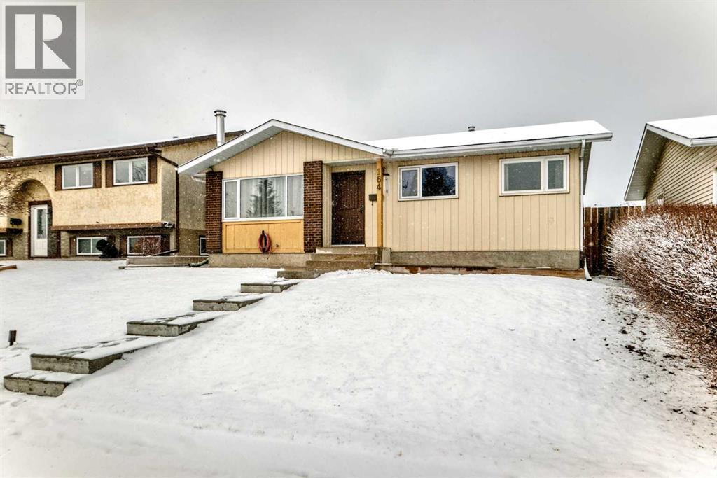 164 Rundlefield Crescent NE, Calgary, Alberta  T1Y 2V5 - Photo 2 - A2296227