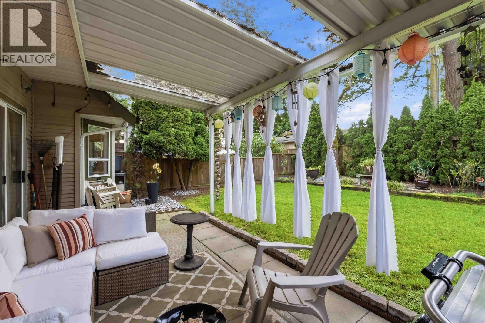 8 20888 MCKINNEY AVENUE, Maple Ridge, British Columbia