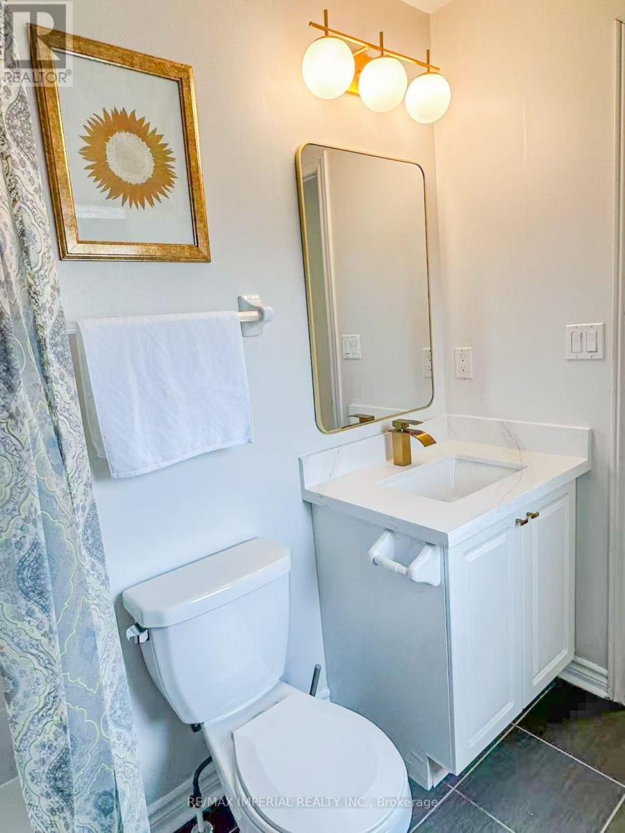 10 Sandgate Street, Whitby, Ontario L1R 0L3 - Photo 23 - E12942316