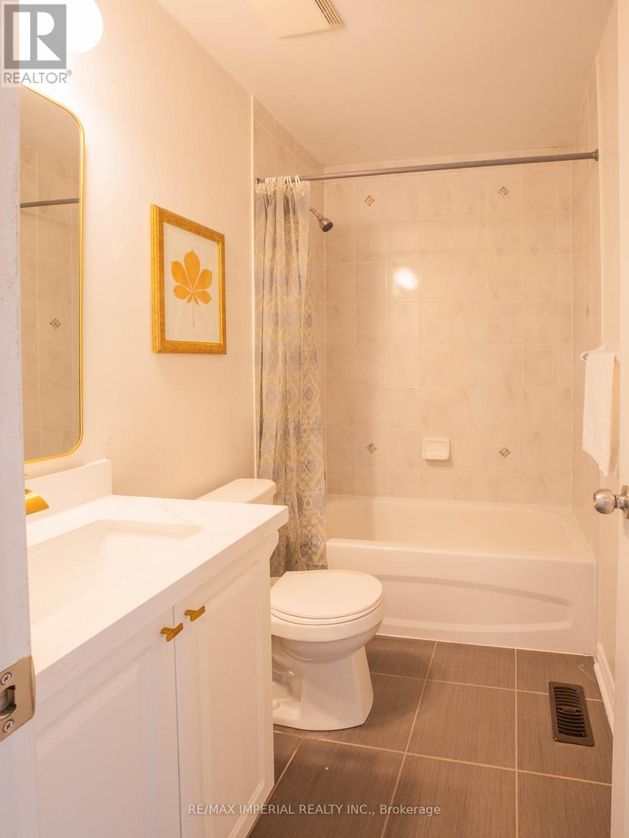 10 Sandgate Street, Whitby, Ontario L1R 0L3 - Photo 26 - E12942316