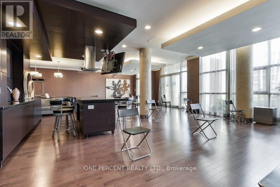 401 - 21 Upper Duke Crescent, Markham, Ontario  L6G 0B7 - Photo 30 - N12852720