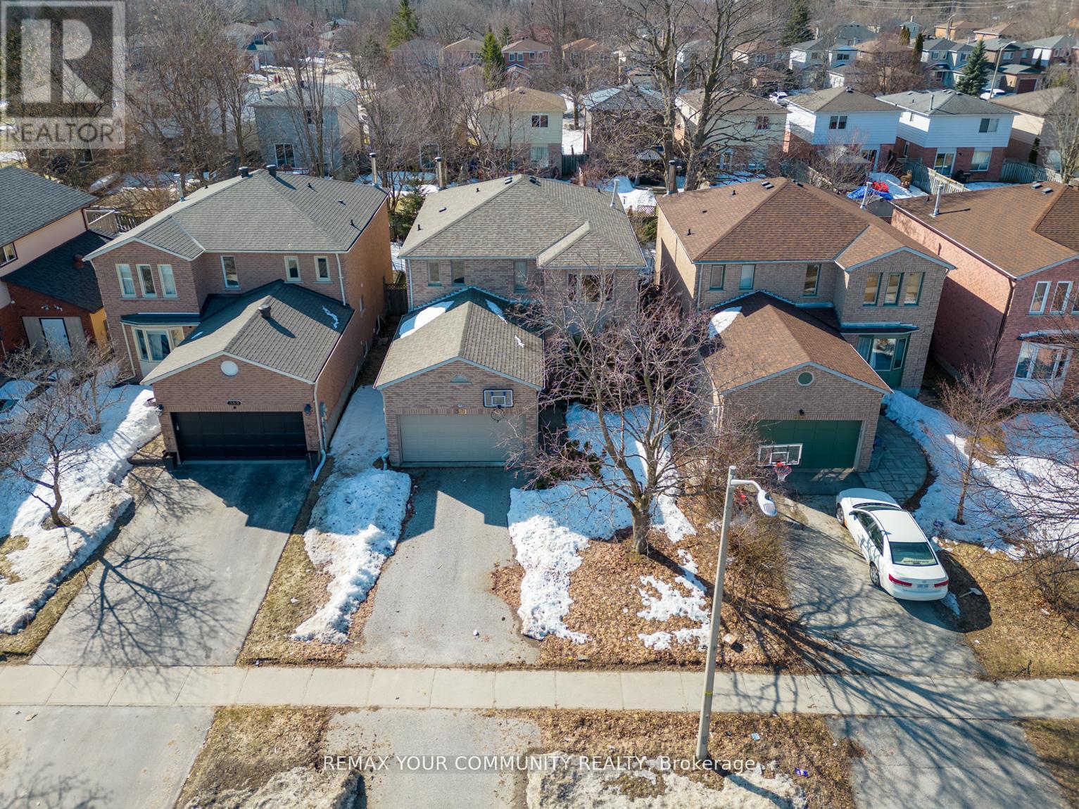 391 HICKLING TRAIL, Barrie, Ontario