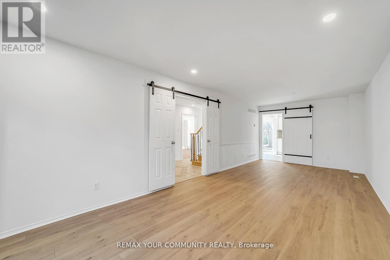 391 Hickling Trail, Barrie, Ontario  L4M 6A9 - Photo 10 - S12957850