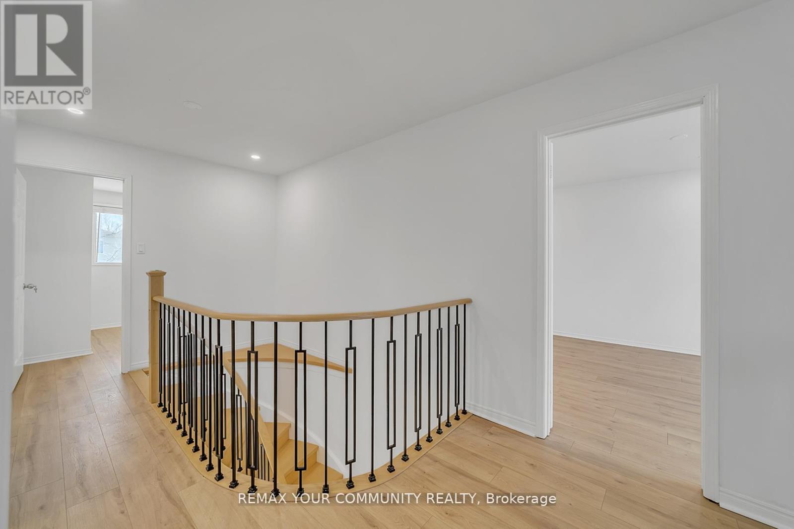 391 Hickling Trail, Barrie, Ontario  L4M 6A9 - Photo 19 - S12957850