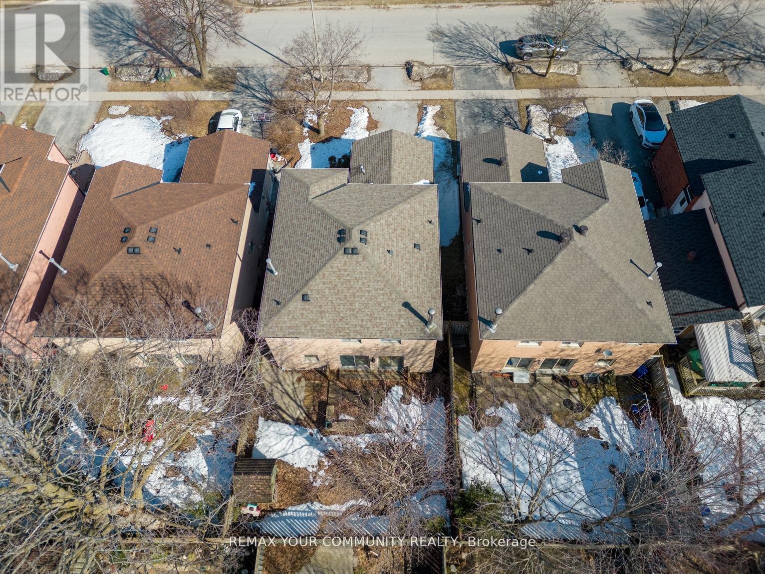 391 Hickling Trail, Barrie, Ontario  L4M 6A9 - Photo 4 - S12957850