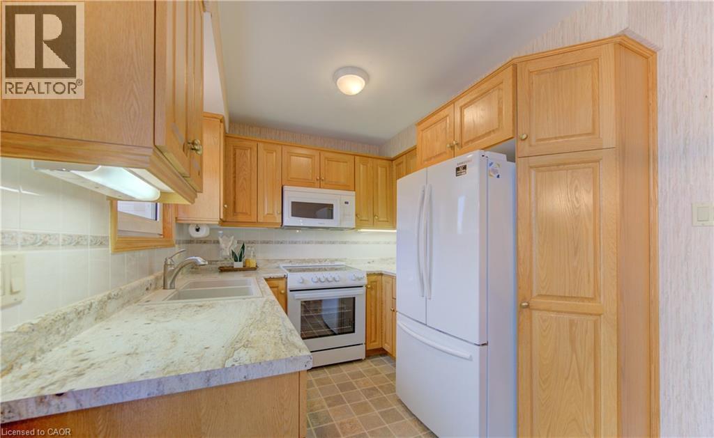 55 Coach Hill Drive, Kitchener, Ontario  N2E 1N7 - Photo 19 - 40812548