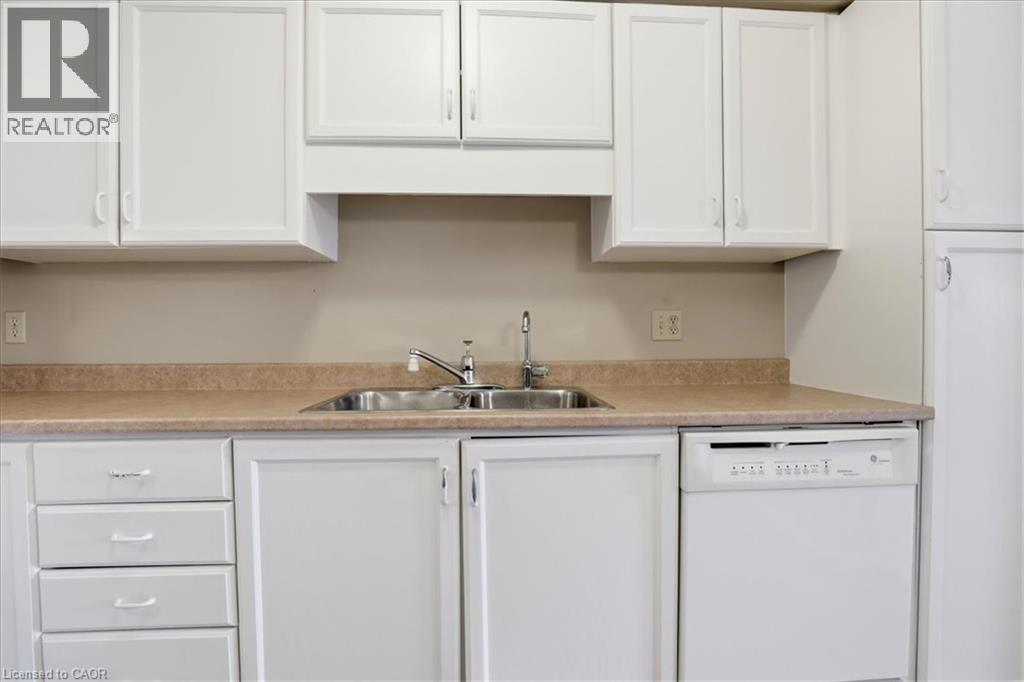 505 Oakvale Drive Unit# 2, Waterloo, Ontario  N2T 2G6 - Photo 12 - 40817060