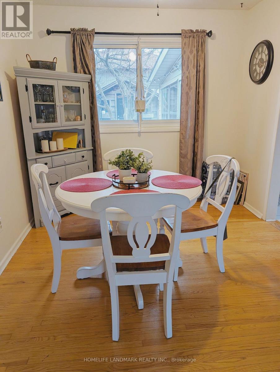 14 Lorraine Drive, Hamilton, Ontario  L8T 3R7 - Photo 4 - X12957854