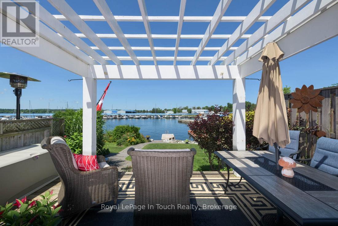 102 Wycliffe Cove, Tay, Ontario  L0K 2A0 - Photo 7 - S12808570