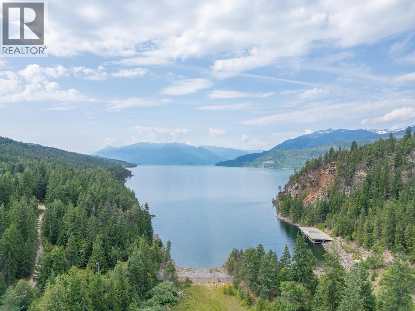 309 Fowler Street, Riondel, British Columbia  V0B 2B0 - Photo 3 - 10376656