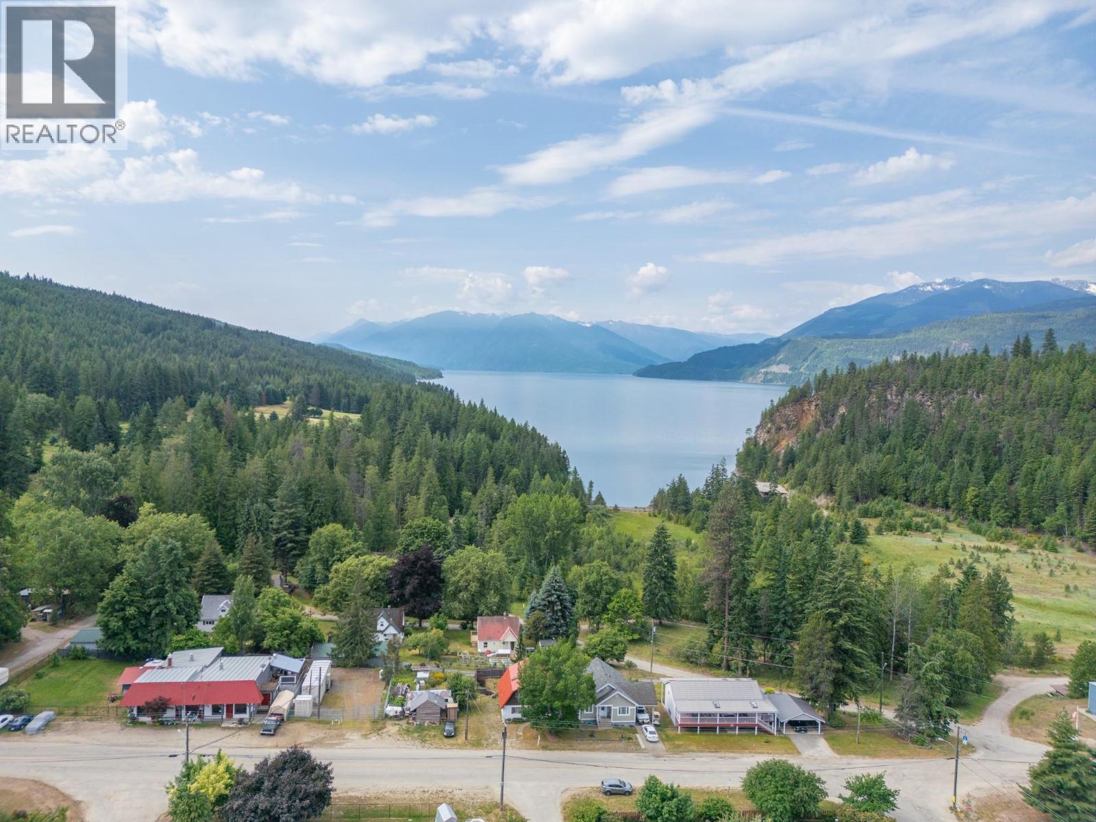 309 Fowler Street, Riondel, British Columbia  V0B 2B0 - Photo 40 - 10376656