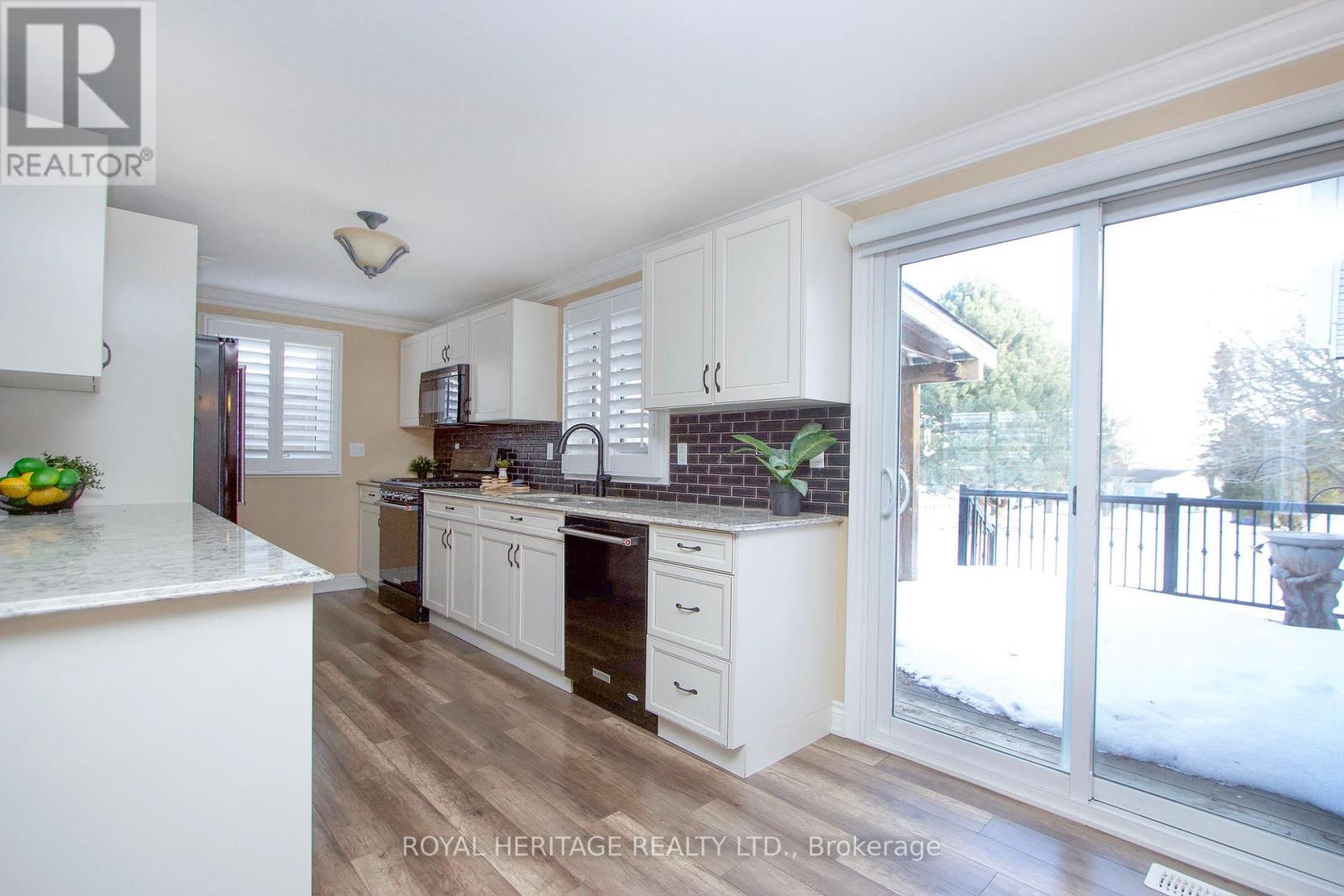 11 Heritage Lane, Clarington, Ontario  L1B 1A5 - Photo 7 - E12832302