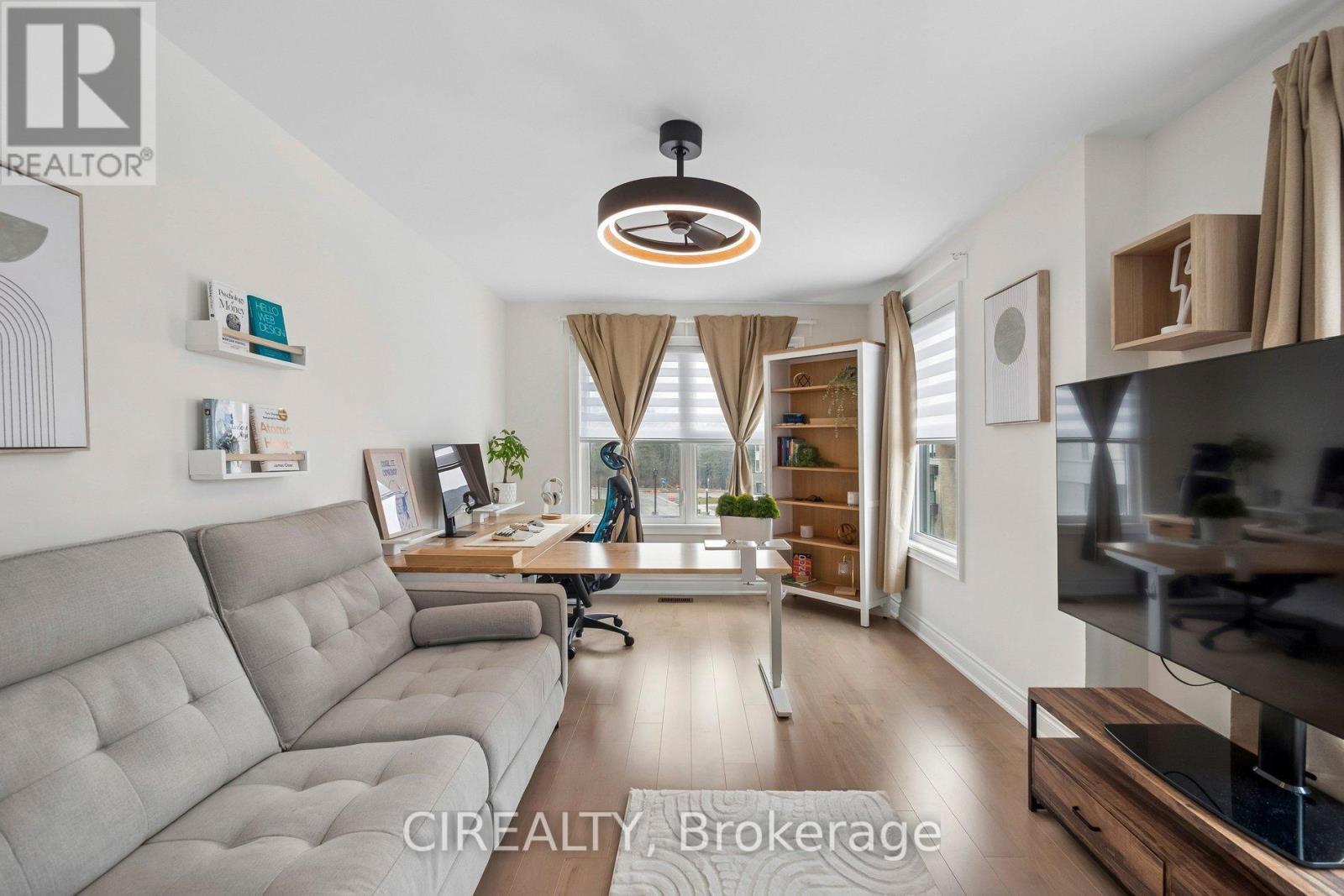 325 Laplante Street, Newmarket, Ontario  L3X 0M5 - Photo 30 - N12957534