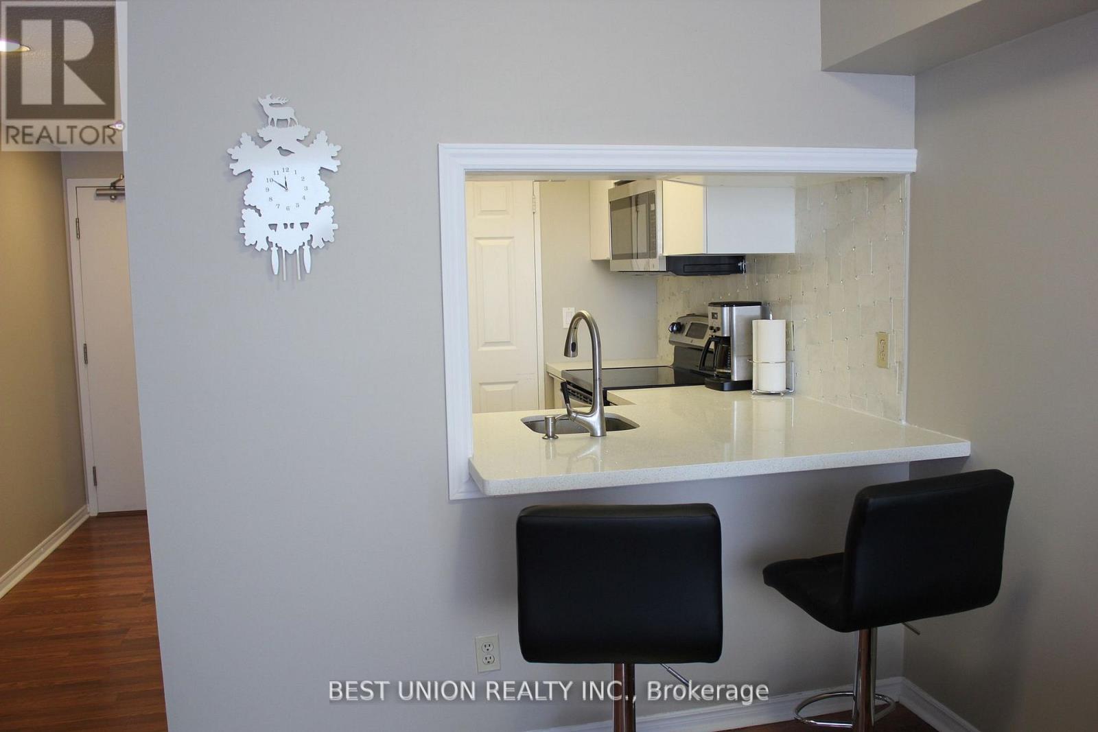 708 - 7 Bishop Avenue, Toronto, Ontario  M2M 4J4 - Photo 4 - C12957868