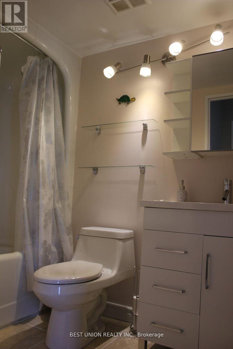 708 - 7 Bishop Avenue, Toronto, Ontario  M2M 4J4 - Photo 8 - C12957868