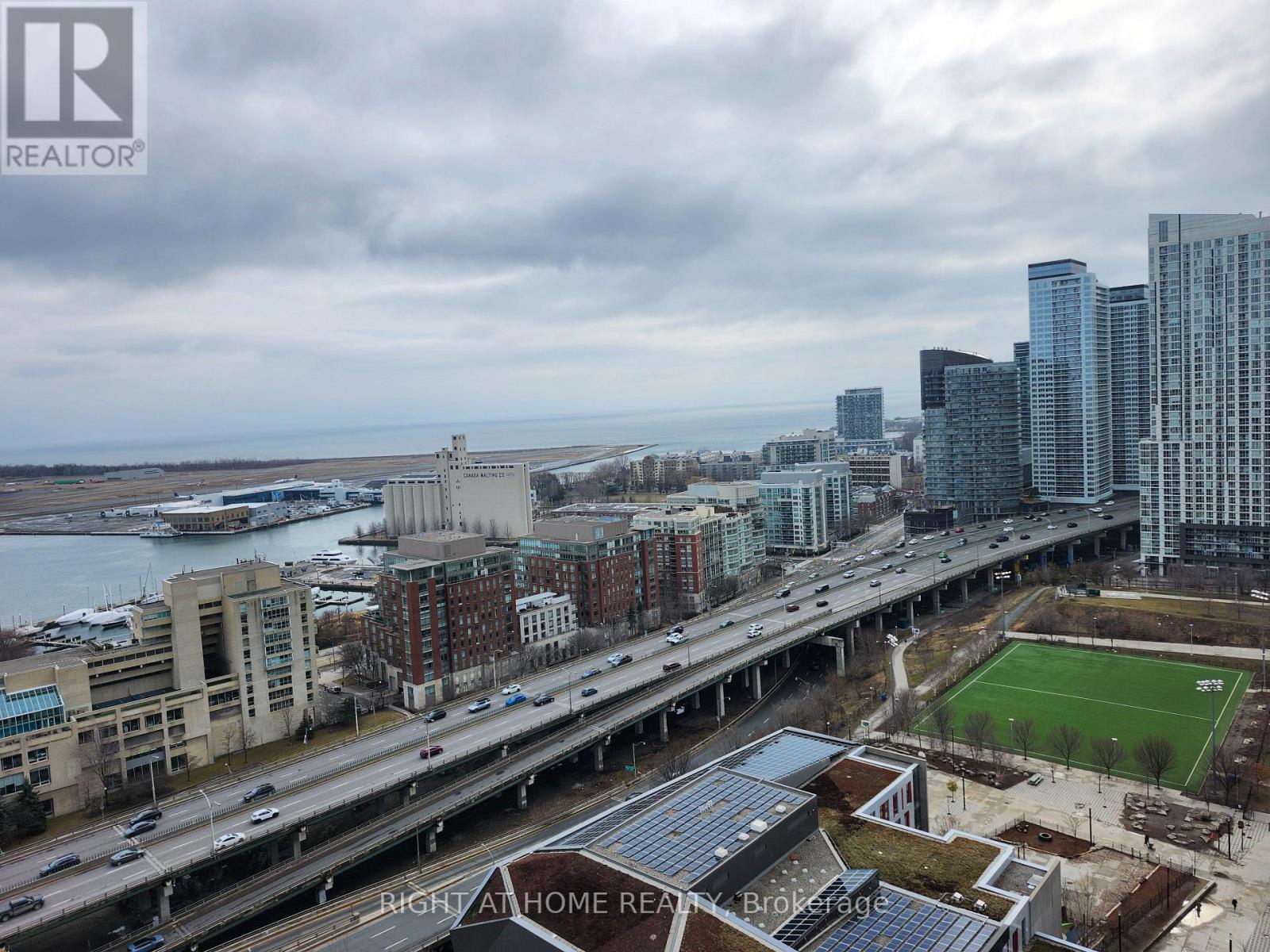 3010 - 15 Fort York Boulevard, Toronto, Ontario  M5V 3Y4 - Photo 15 - C12957872