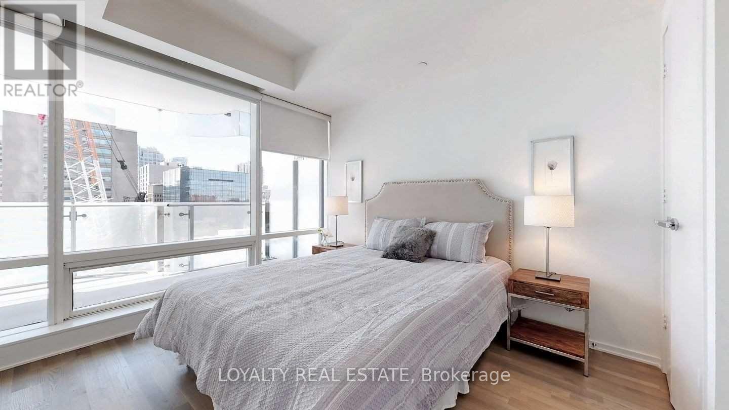 908 - 1 Bloor Street E, Toronto, Ontario  M4W 1A9 - Photo 19 - C12957874