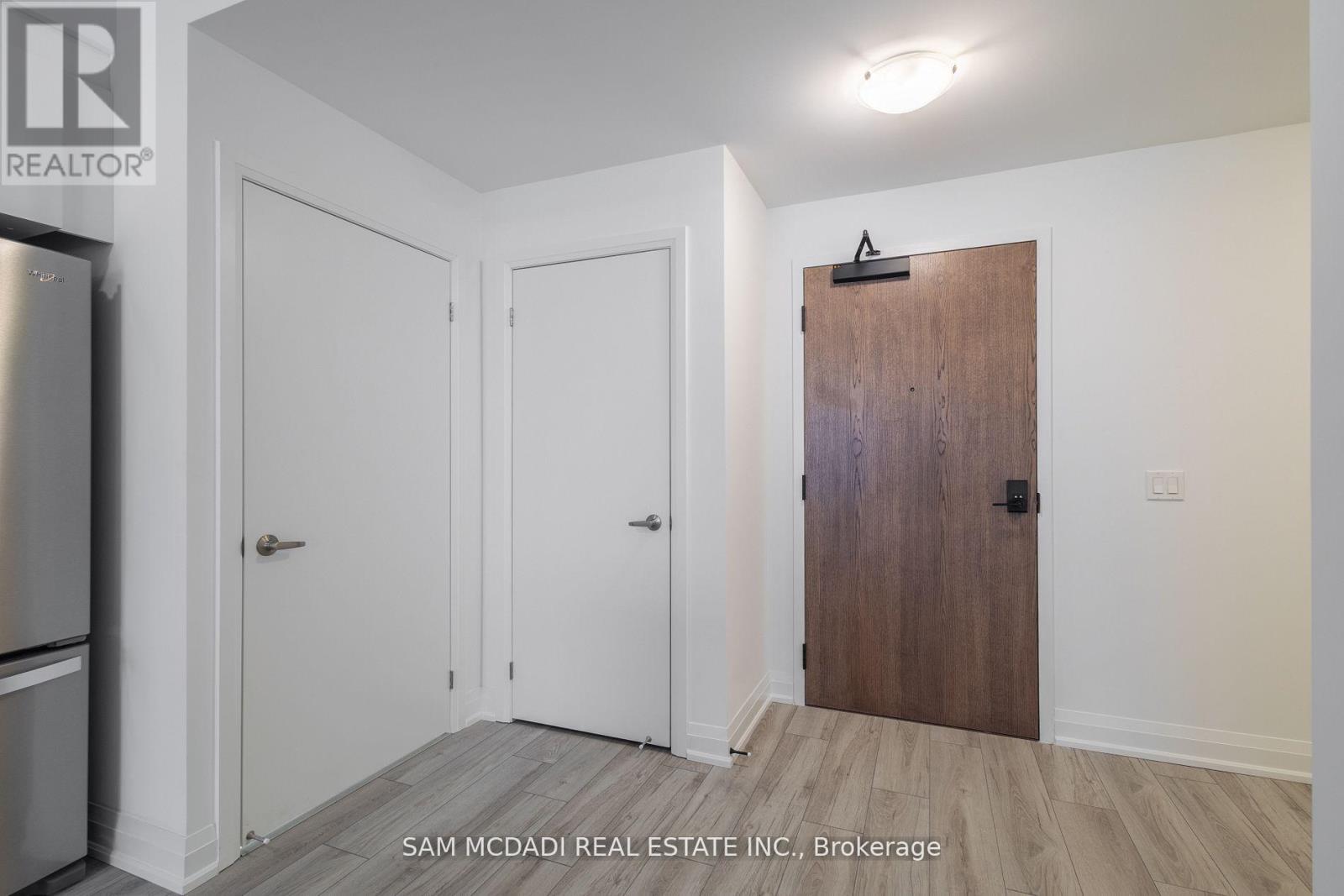 307 - 1035 Southdown Road, Mississauga, Ontario  L5J 0A2 - Photo 6 - W12957888