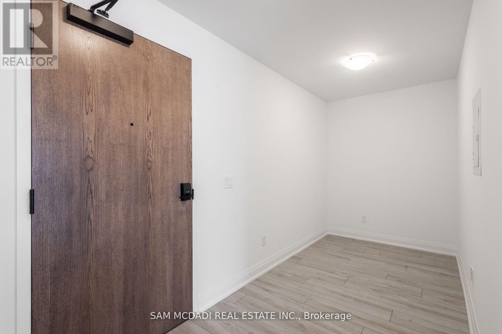 307 - 1035 Southdown Road, Mississauga, Ontario  L5J 0A2 - Photo 7 - W12957888