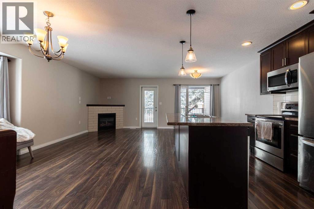 2254 15 Avenue Se, Medicine Hat, Alberta  T1A 3S1 - Photo 2 - A2296779