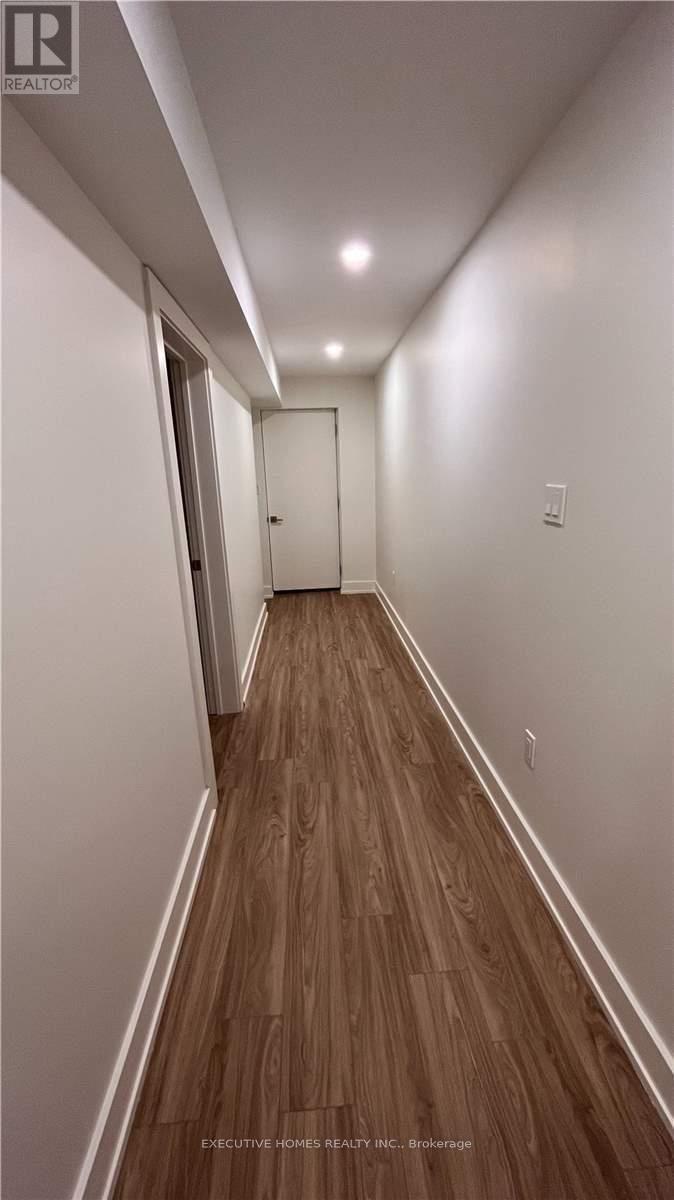 59 Golden Hawk Drive, Hamilton, Ontario  L8B 1W9 - Photo 22 - X12957866