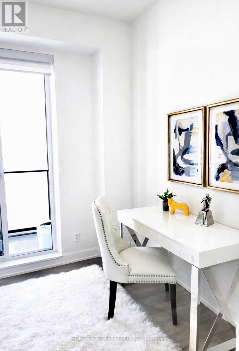 2710 - 8 Water Walk Drive, Markham, Ontario  L3R 6L4 - Photo 14 - N12947994