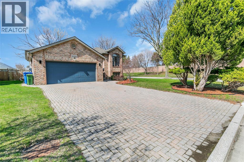 2505 St Clair Avenue, Windsor, Ontario  N9E 4L9 - Photo 3 - 26007012