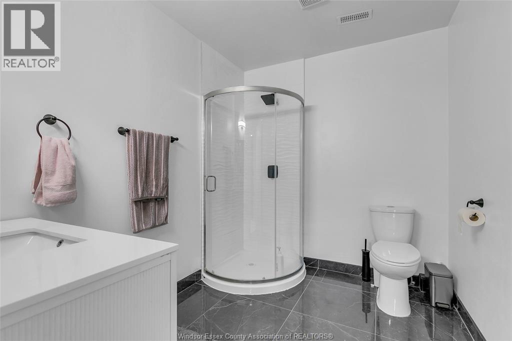 2505 St Clair Avenue, Windsor, Ontario  N9E 4L9 - Photo 27 - 26007012