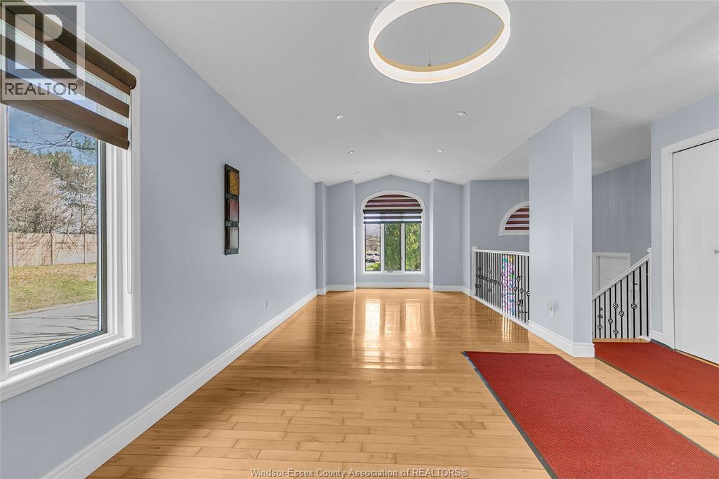 2505 St Clair Avenue, Windsor, Ontario  N9E 4L9 - Photo 9 - 26007012