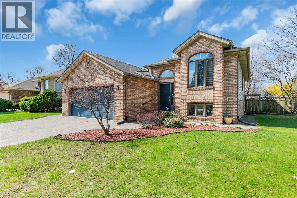 2505 St Clair Avenue, Windsor, Ontario  N9E 4L9 - Photo 2 - 26007012