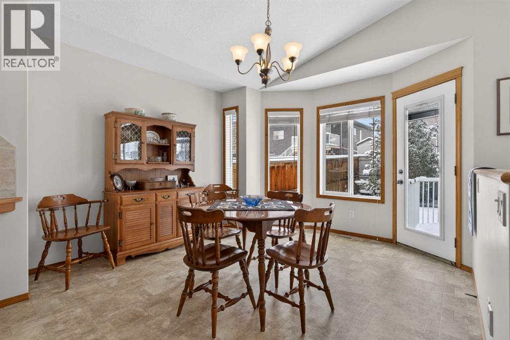 38 Tanner Close SE, Airdrie, Alberta  T4A 2L4 - Photo 9 - A2298835