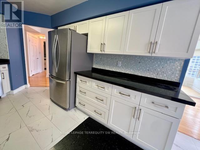 714 - 30 Greenfield Avenue, Toronto, Ontario  M2N 6N3 - Photo 10 - C12957902