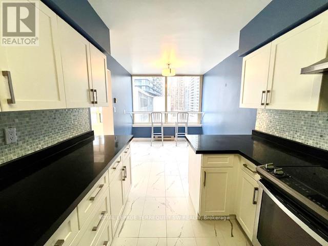 714 - 30 Greenfield Avenue, Toronto, Ontario  M2N 6N3 - Photo 13 - C12957902