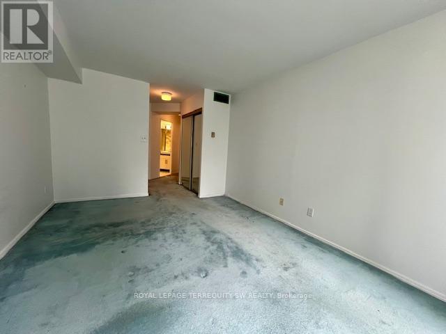 714 - 30 Greenfield Avenue, Toronto, Ontario  M2N 6N3 - Photo 3 - C12957902