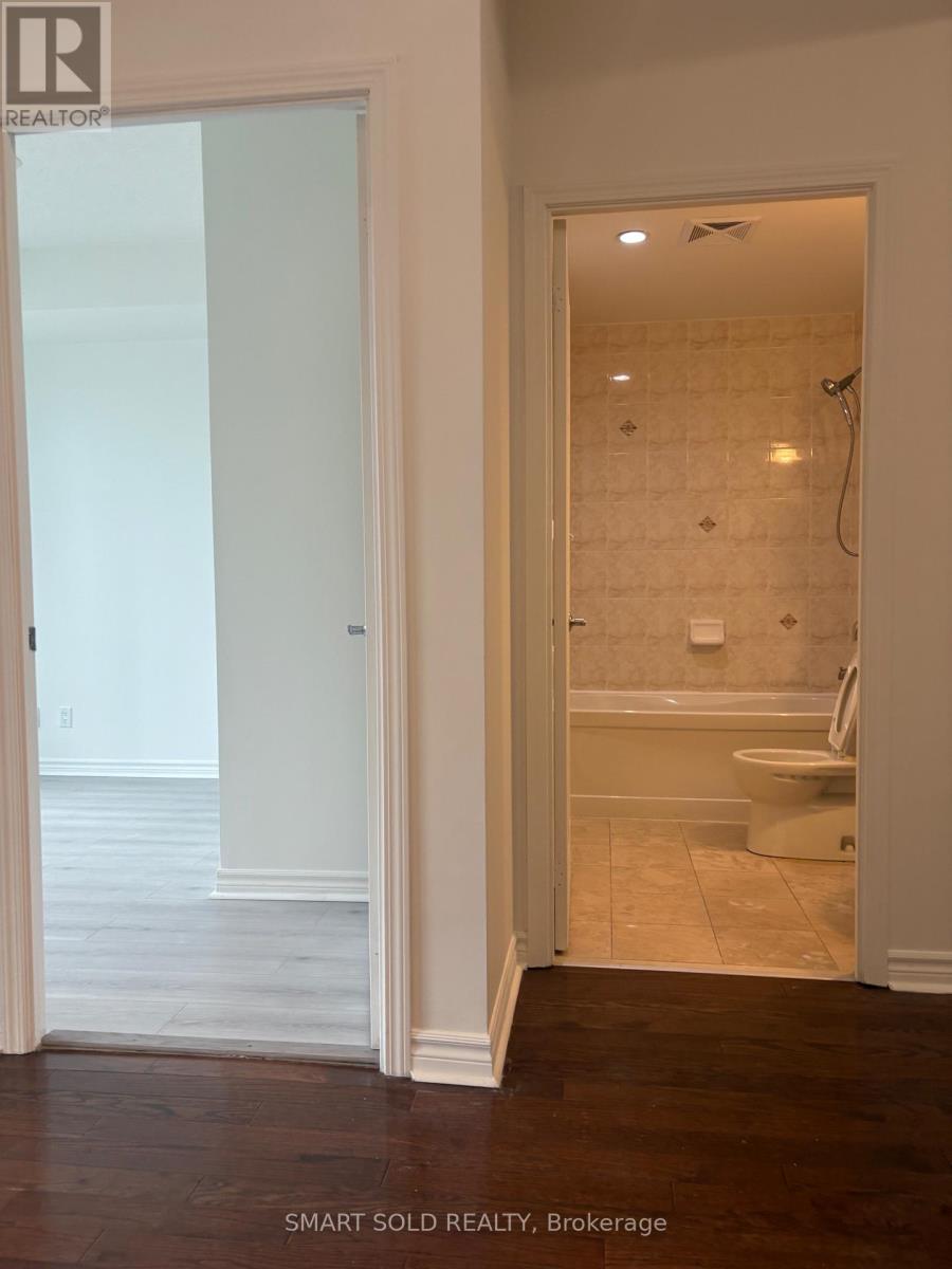 809 - 18 Holmes Avenue, Toronto, Ontario  M2N 0E1 - Photo 11 - C12956274