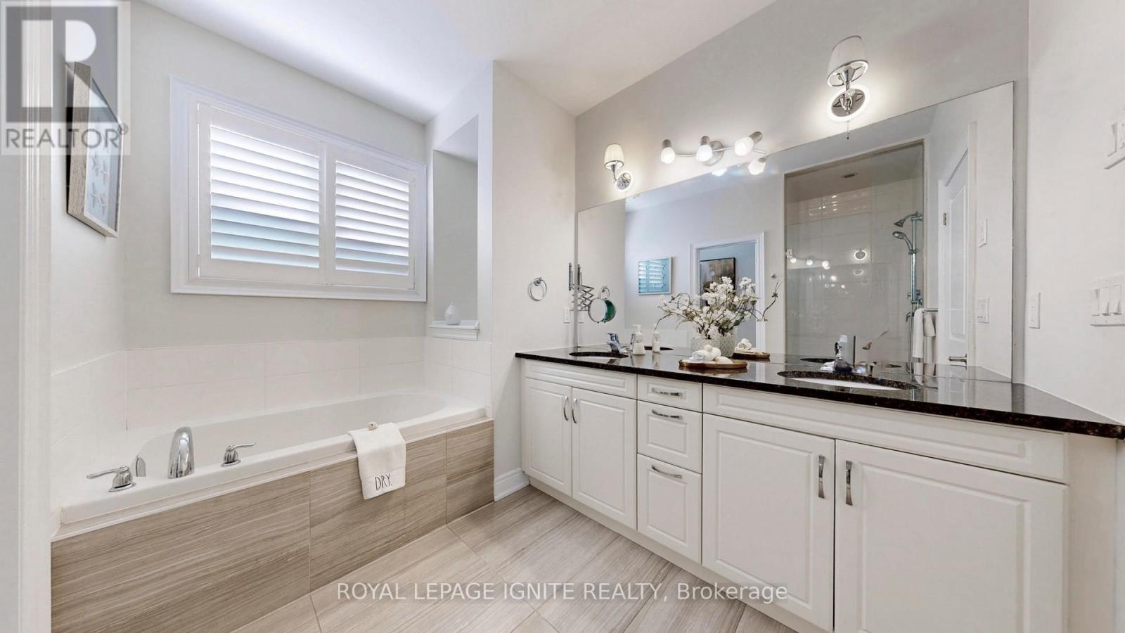 73 Kentwood Crescent, Markham, Ontario  L6B 0C4 - Photo 22 - N12957816