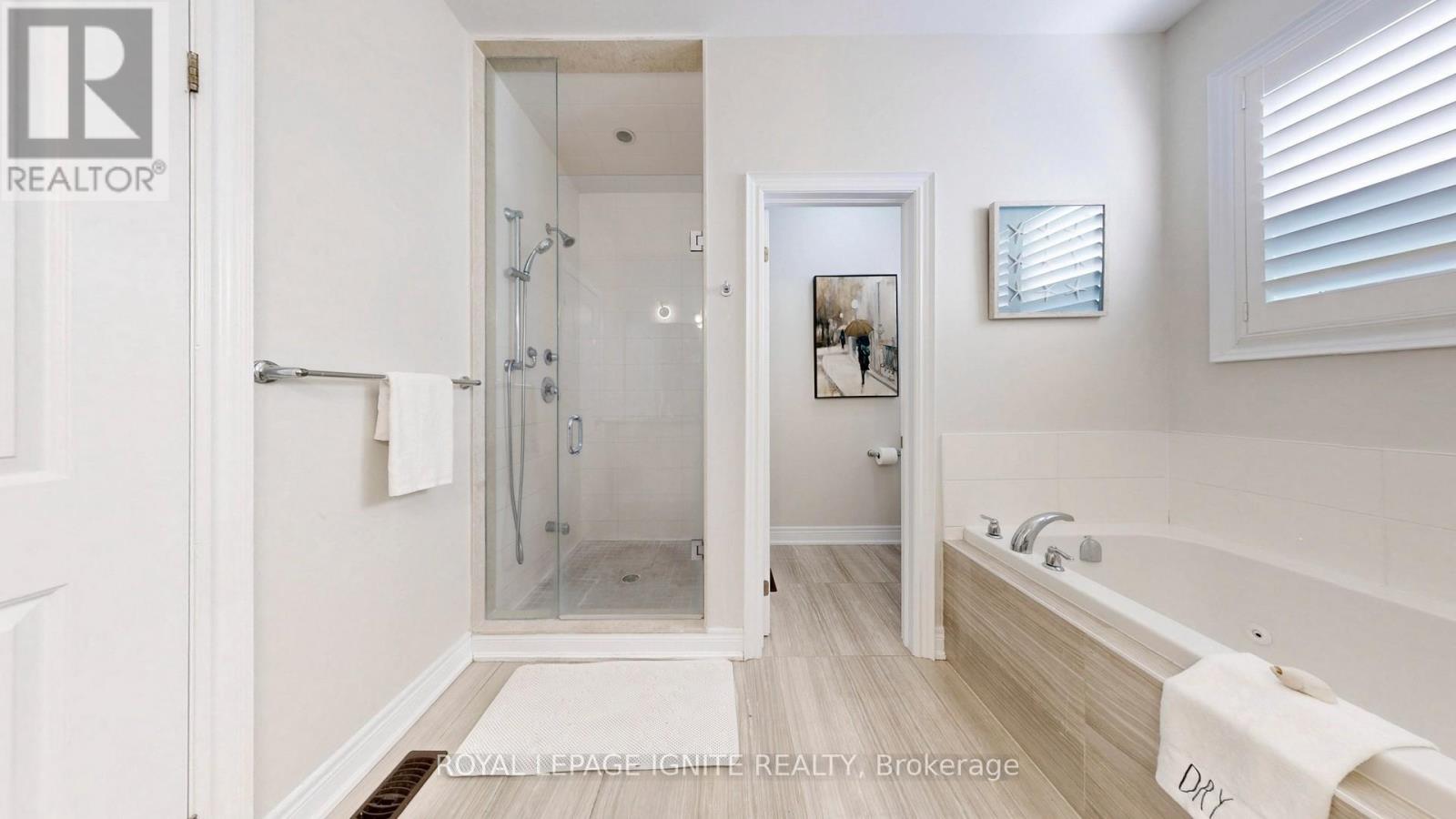 73 Kentwood Crescent, Markham, Ontario  L6B 0C4 - Photo 23 - N12957816