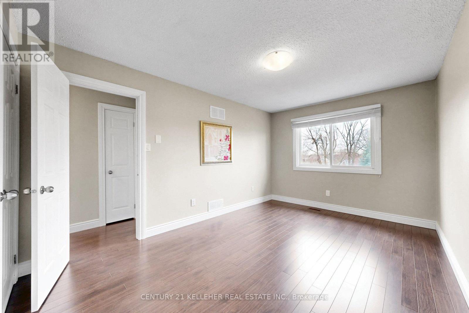 6251 Atherly Crescent, Mississauga, Ontario  L5N 2J1 - Photo 21 - W12957898