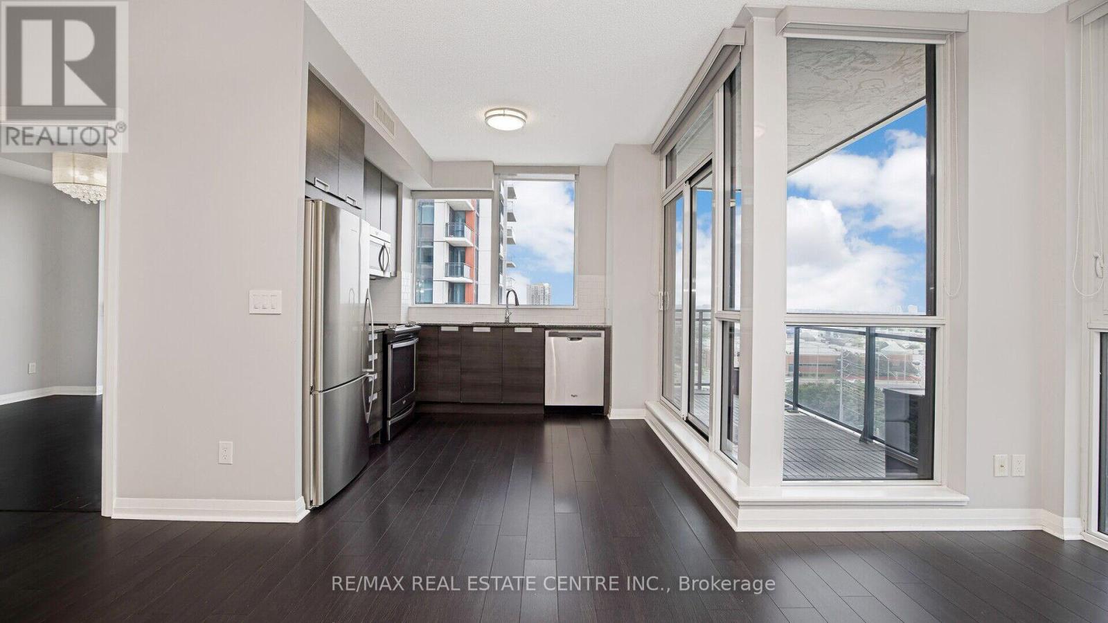 902 - 75 Eglinton Avenue W, Mississauga, Ontario  L5R 0E5 - Photo 12 - W12957900