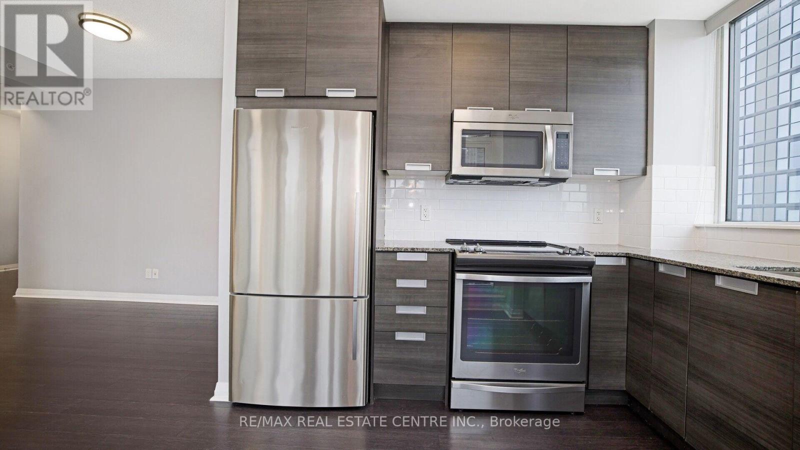 902 - 75 Eglinton Avenue W, Mississauga, Ontario  L5R 0E5 - Photo 16 - W12957900