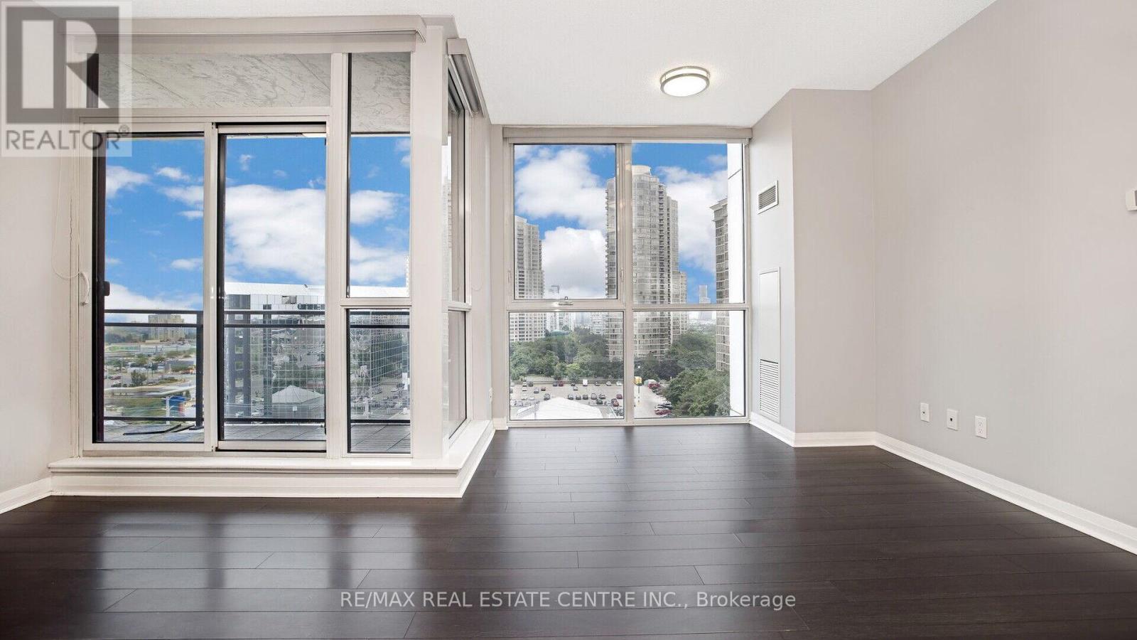 902 - 75 Eglinton Avenue W, Mississauga, Ontario  L5R 0E5 - Photo 23 - W12957900