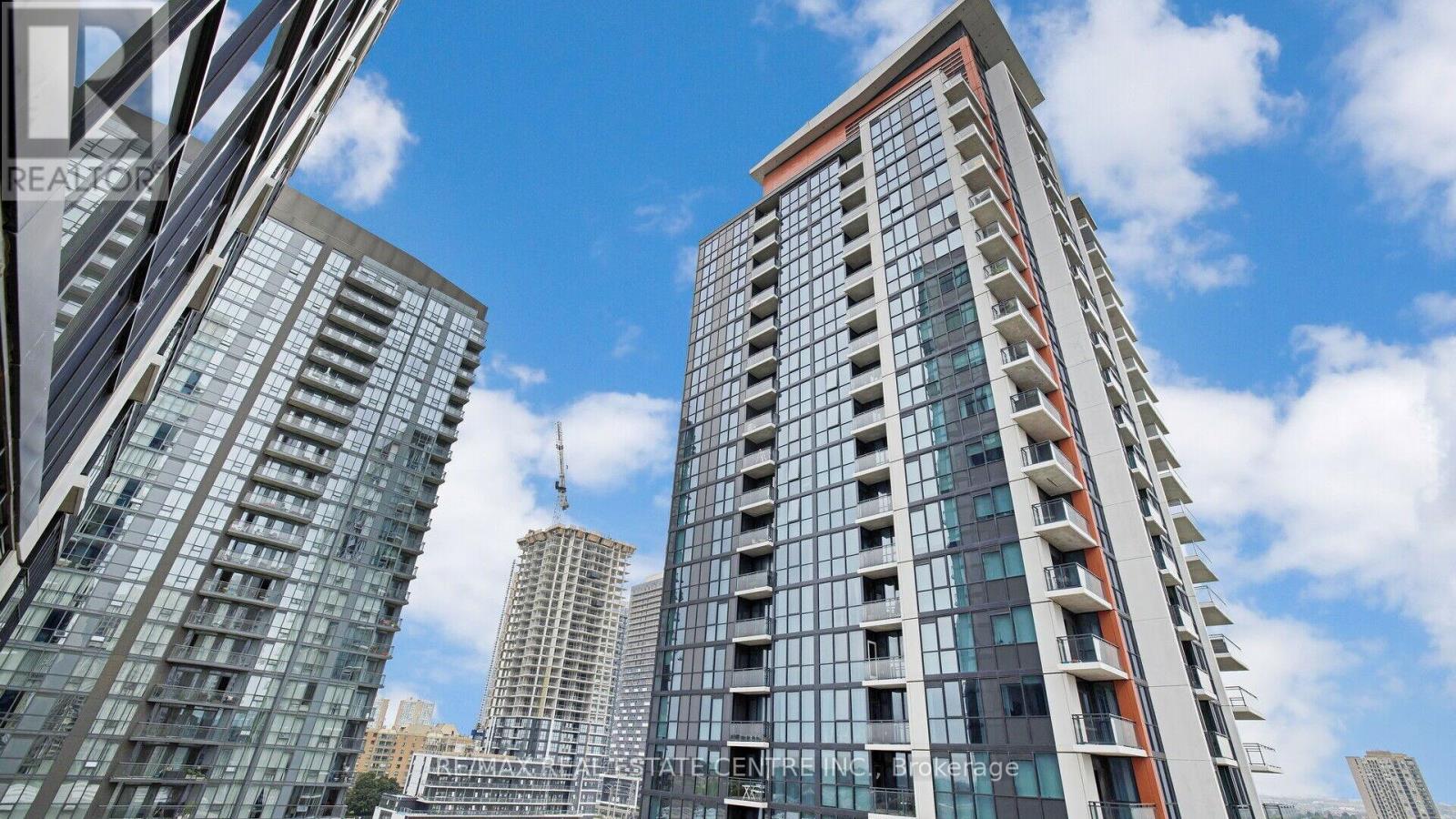 902 - 75 Eglinton Avenue W, Mississauga, Ontario  L5R 0E5 - Photo 43 - W12957900