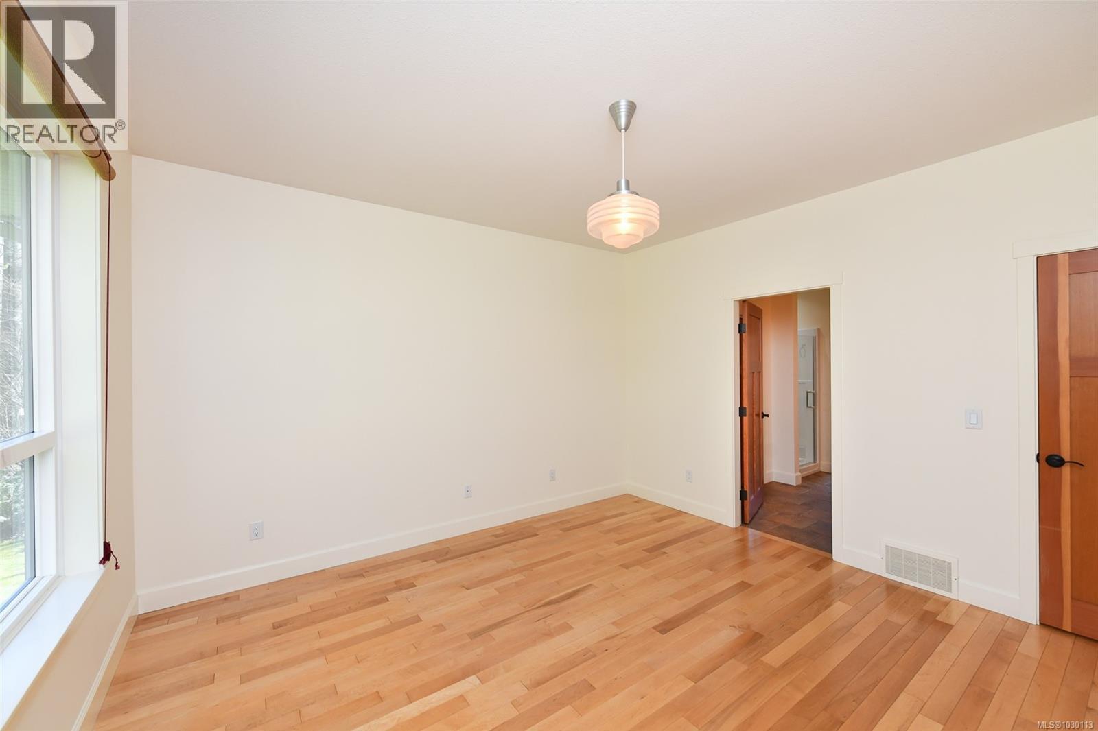 176 Webb Rd, Courtenay, British Columbia  V9N 9L9 - Photo 7 - 1030113