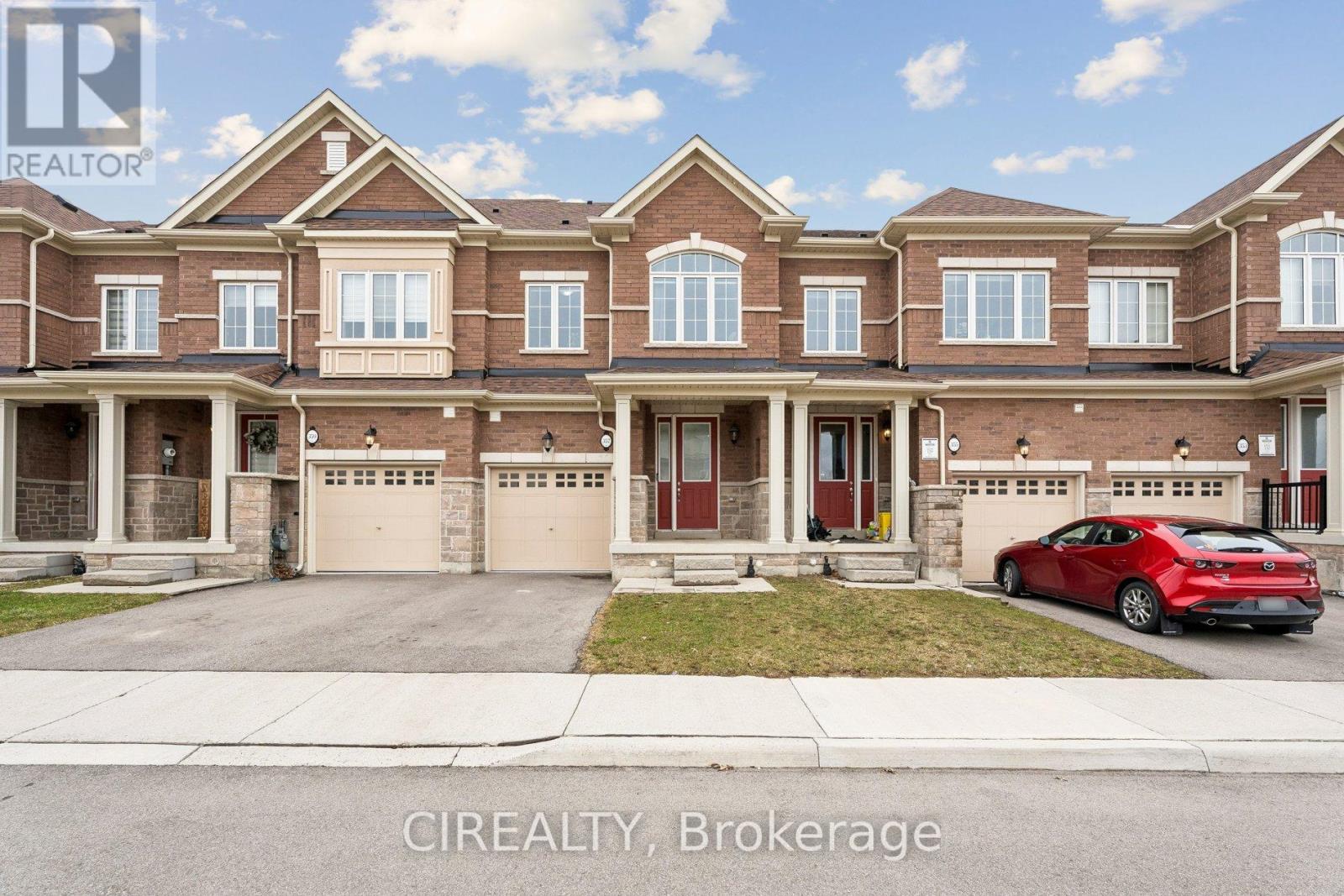 357 Raymond Road, Hamilton, Ontario  L9K 0J8 - Photo 2 - X12957904